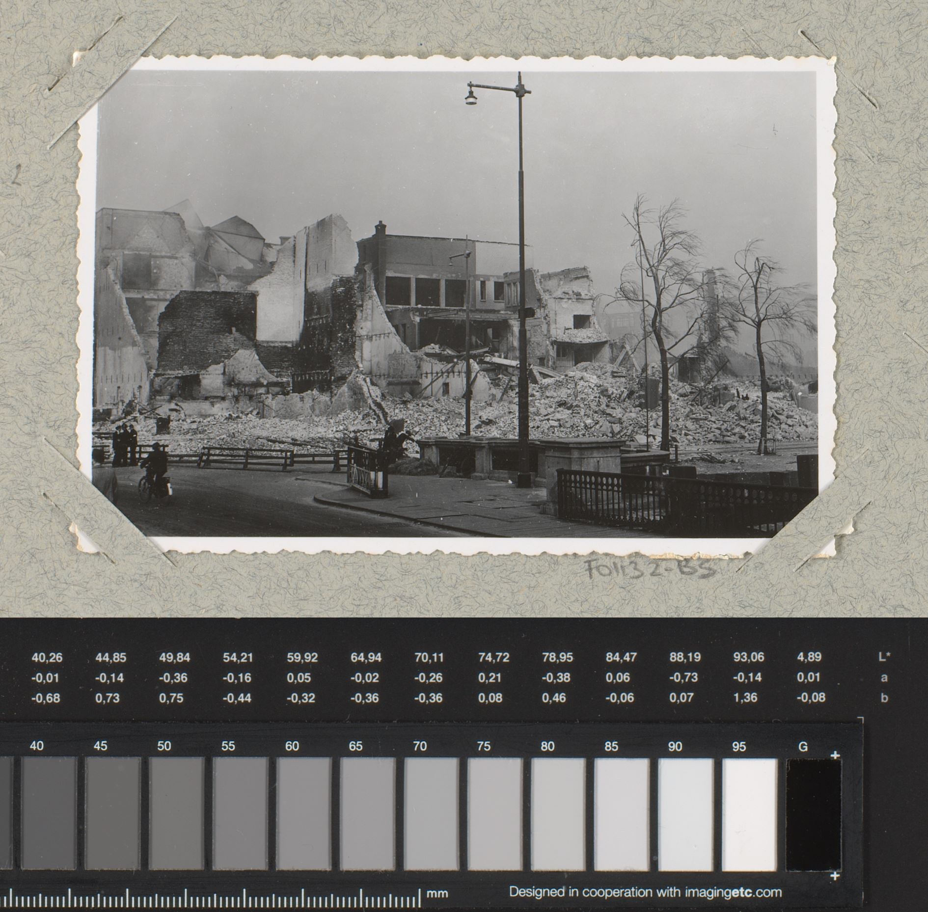 Rijksmuseum — 'Ruïnes bij de Leuvehaven hoek Eenhoornstraat te Rotterdam' (photograph, attributed to J. Nolte), 14 May 1940 bombing